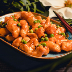 Vyšnių formos vištiena su žirneliais