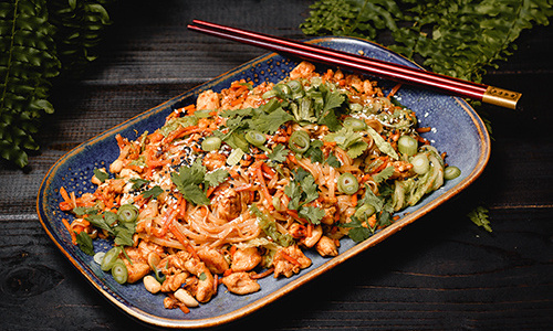 Pad Thai su vištiena